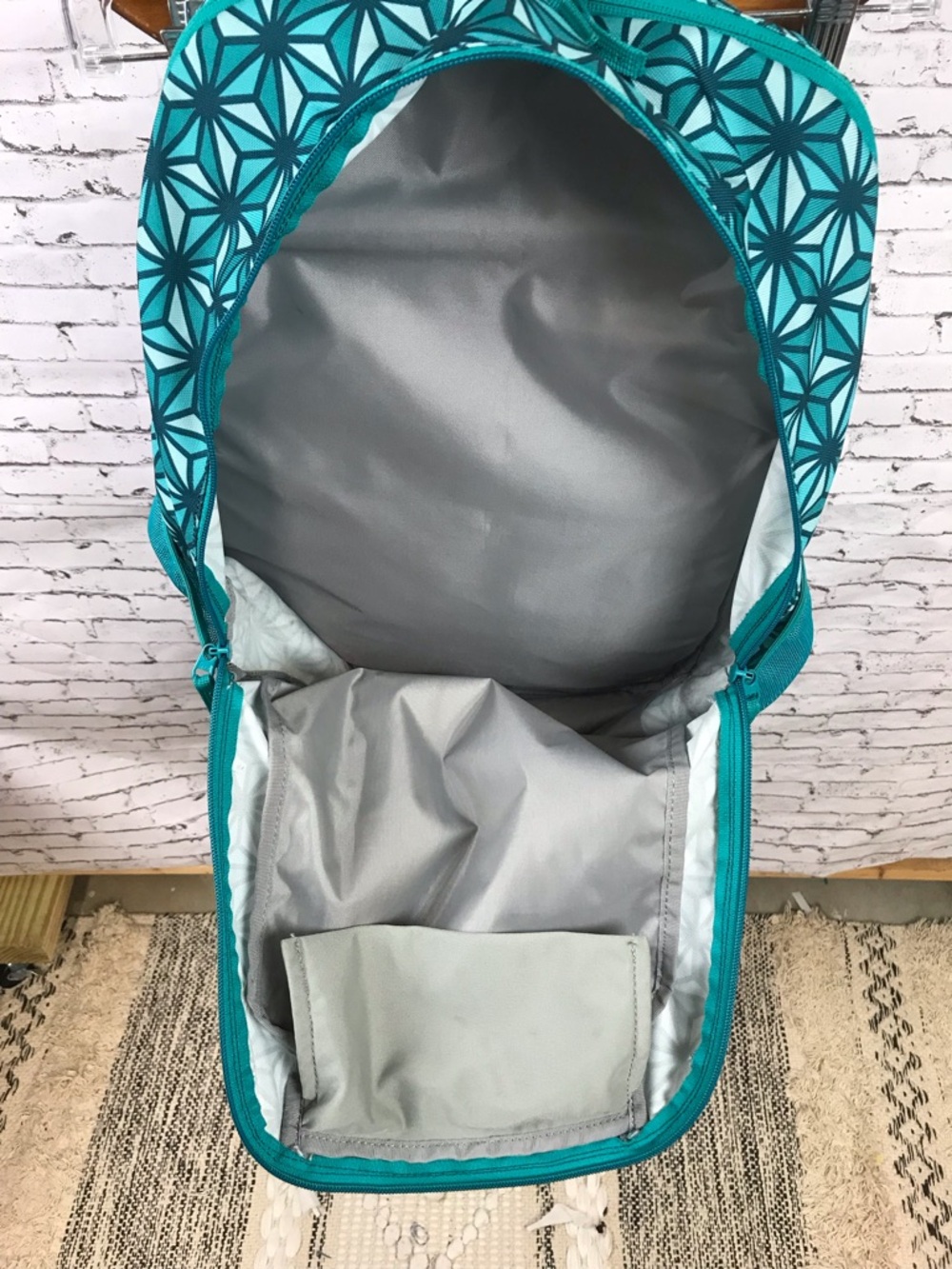 Land’s end | Turquoise Geometric Pattern Backpack - Picture 4 of 8